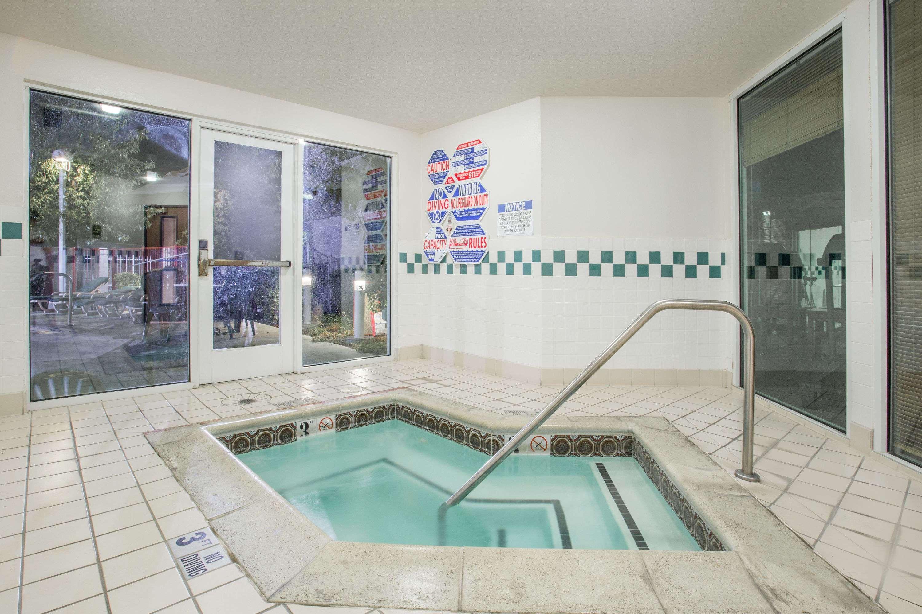 Hawthorn Suites By Wyndham ליברמור מראה חיצוני תמונה